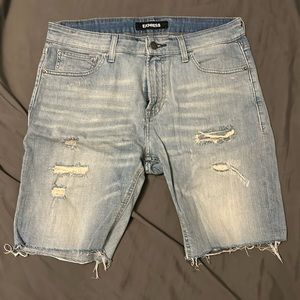Size 33 light wash Express shorts (EUC)